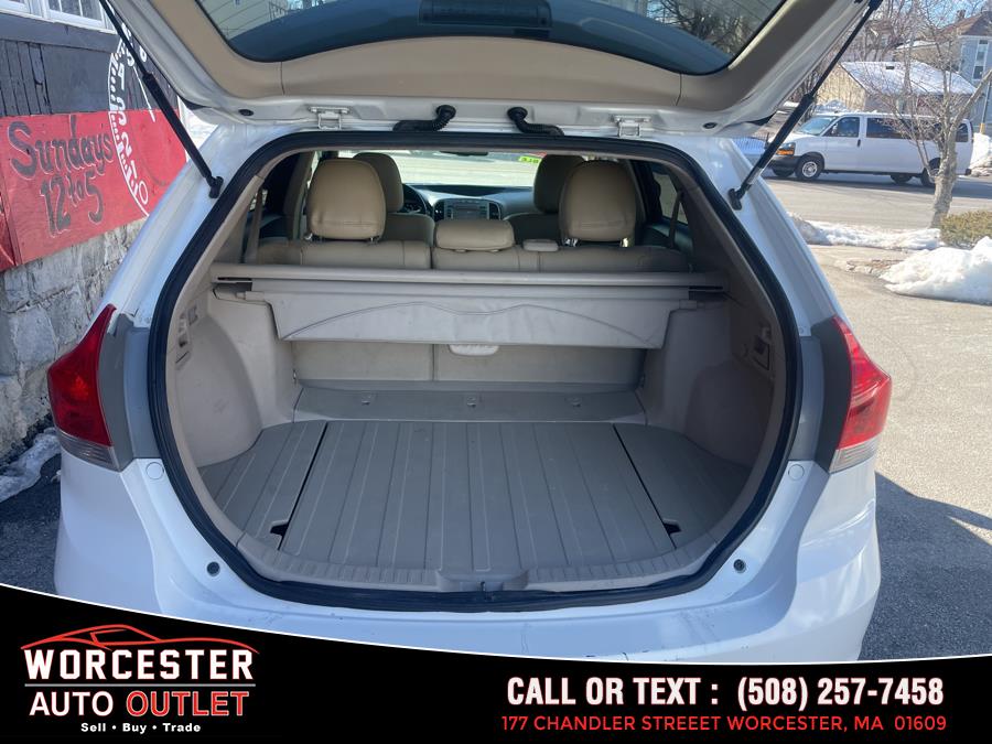 2010 Toyota Venza AWD 4cyl photo