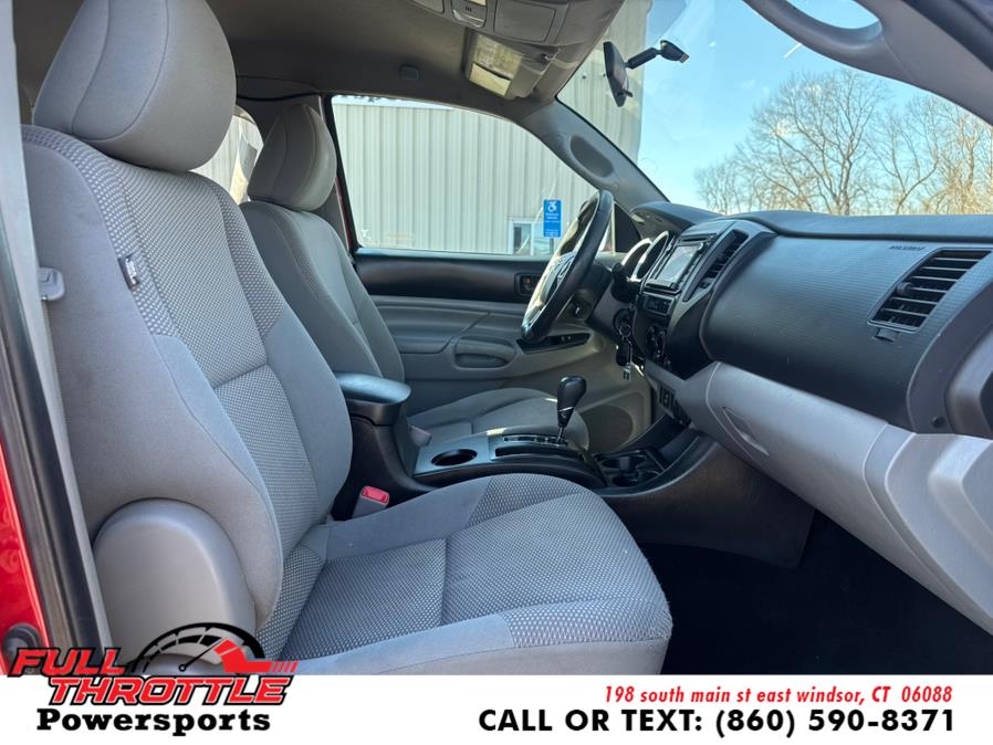 2014 Toyota Tacoma V6 photo