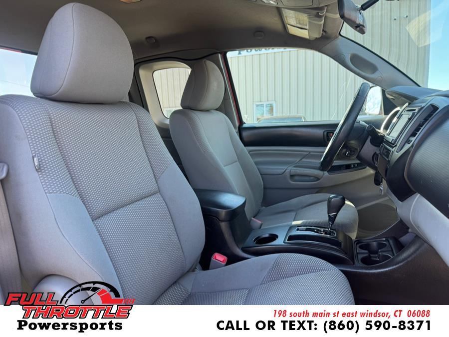 2014 Toyota Tacoma V6 photo