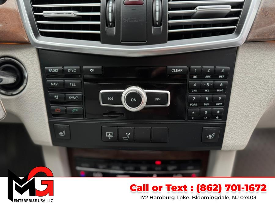 2012 Mercedes-Benz E-Class E350 4MATIC Luxury photo