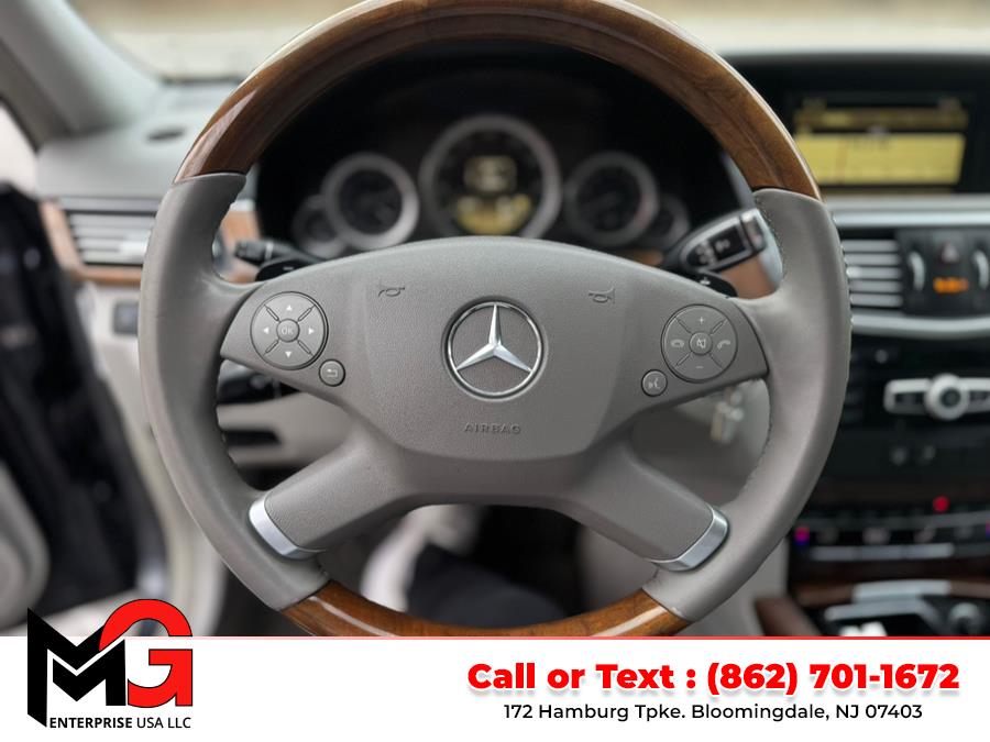 2012 Mercedes-Benz E-Class E350 4MATIC Luxury photo