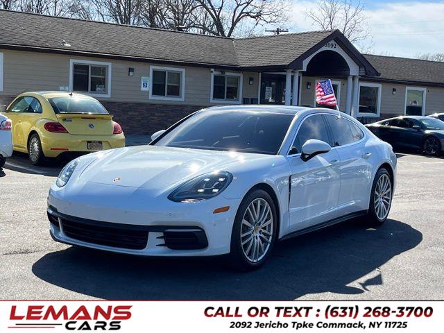 2018 Porsche Panamera 4 photo