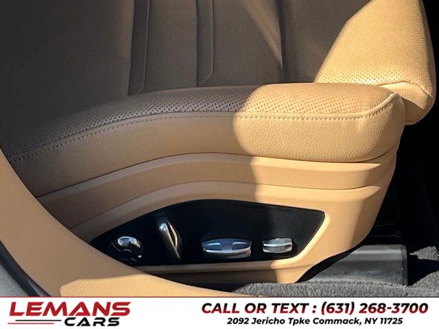 2018 Porsche Panamera 4 photo