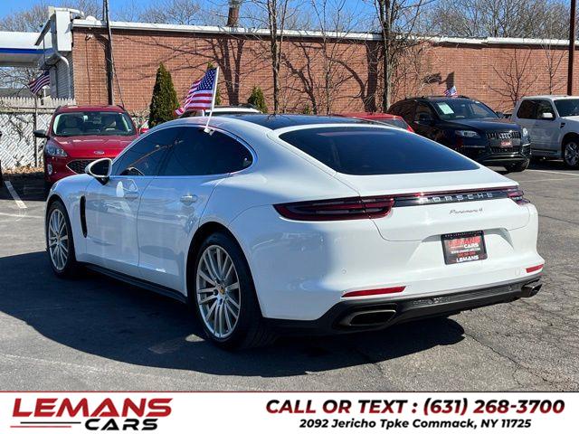 2018 Porsche Panamera 4 photo