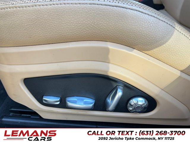 2018 Porsche Panamera 4 photo