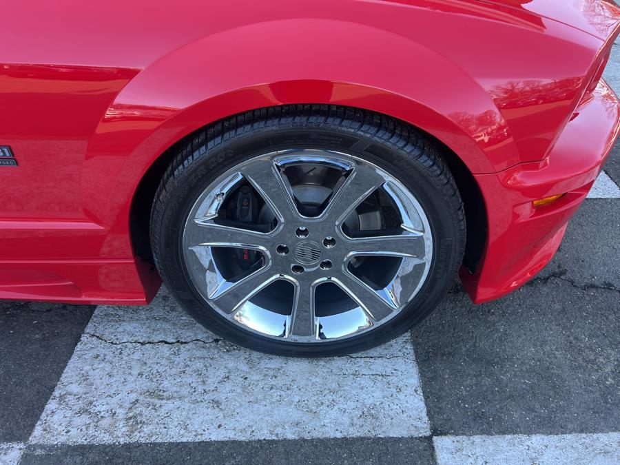 2006 Ford Mustang GT Deluxe photo