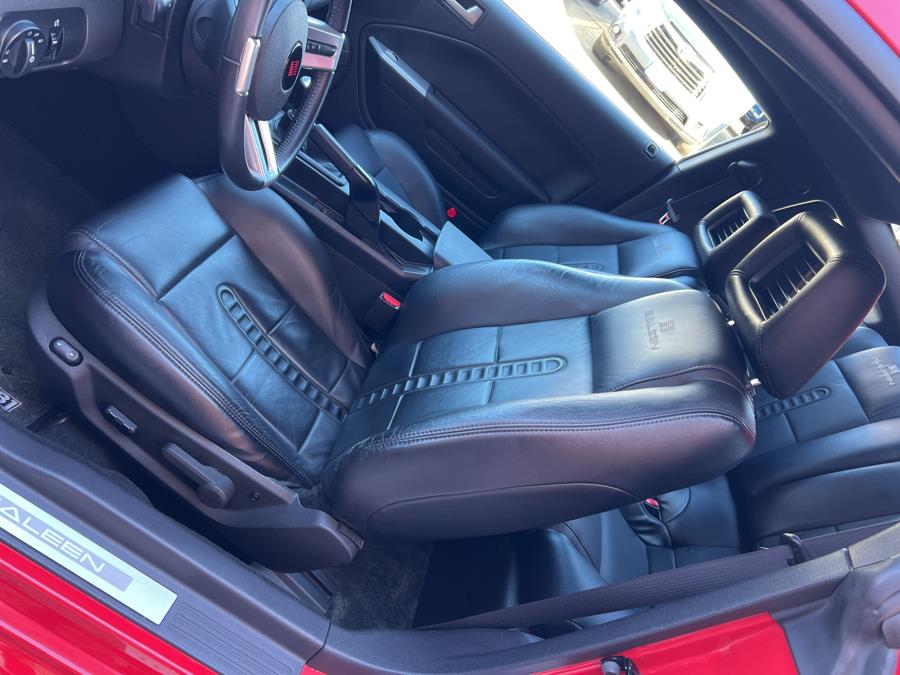 2006 Ford Mustang GT Deluxe photo