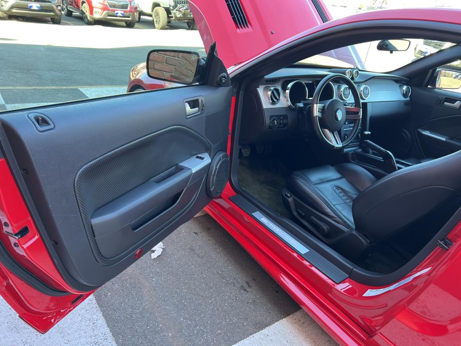 2006 Ford Mustang GT Deluxe photo