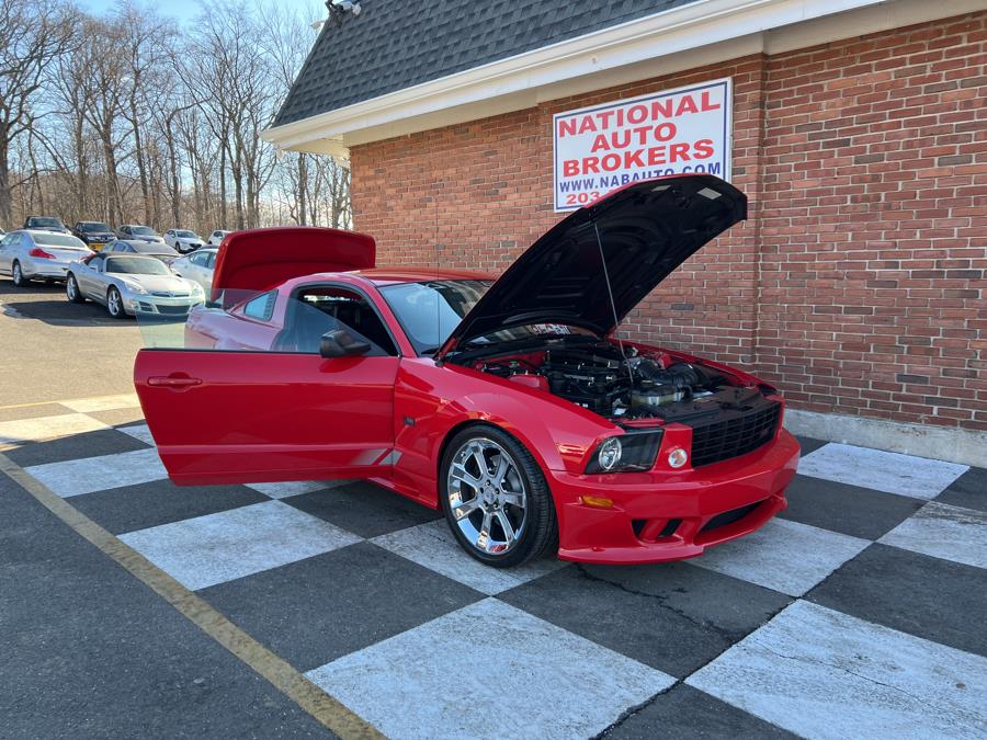 2006 Ford Mustang GT Deluxe photo