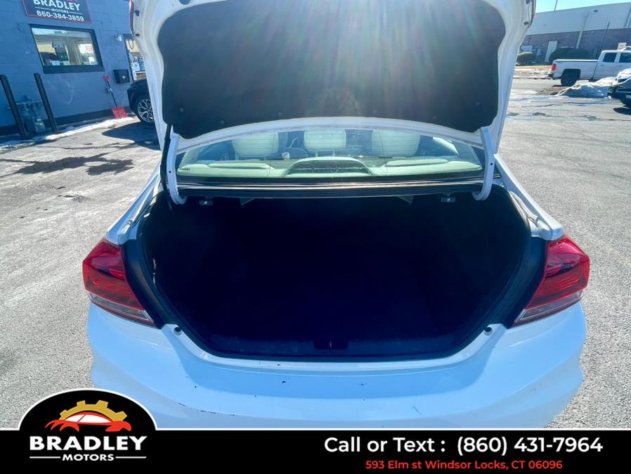 2015 Honda CIVIC SEDAN 4dr CVT EX photo