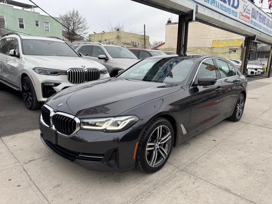 2022 BMW 5-Series 530i Sedan photo