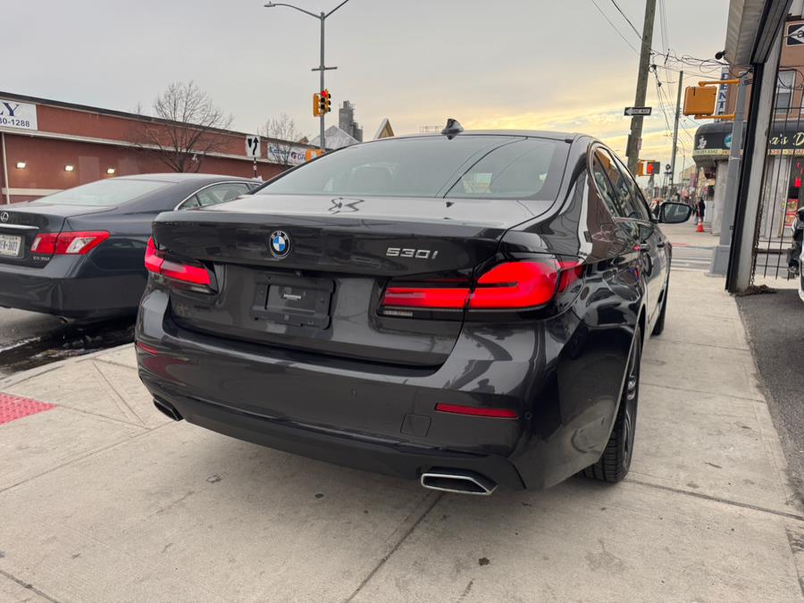2022 BMW 5-Series 530i Sedan photo
