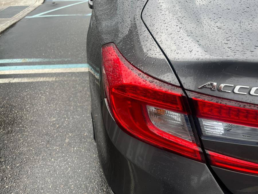 2018 Honda Accord photo