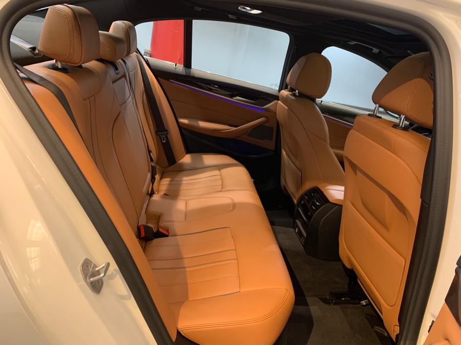 2021 BMW 5-Series 540i xDrive Sedan photo