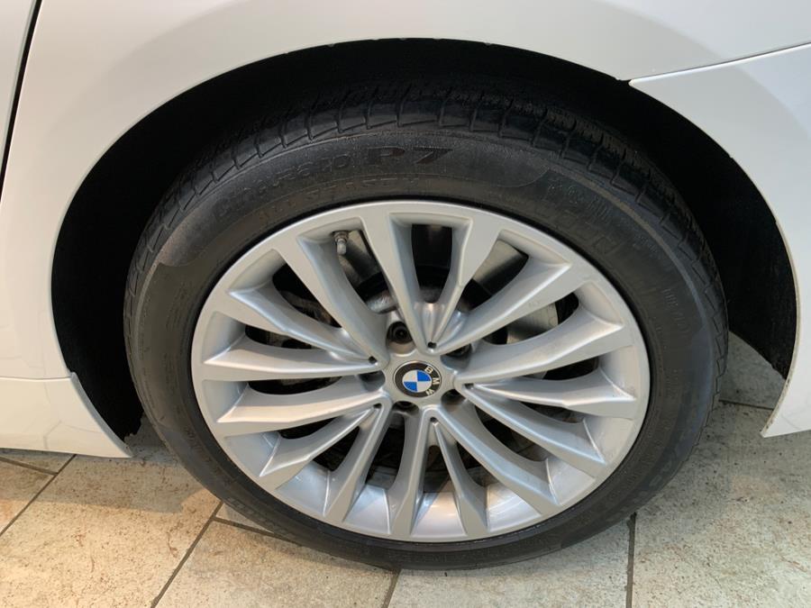 2021 BMW 5-Series 540i xDrive Sedan photo
