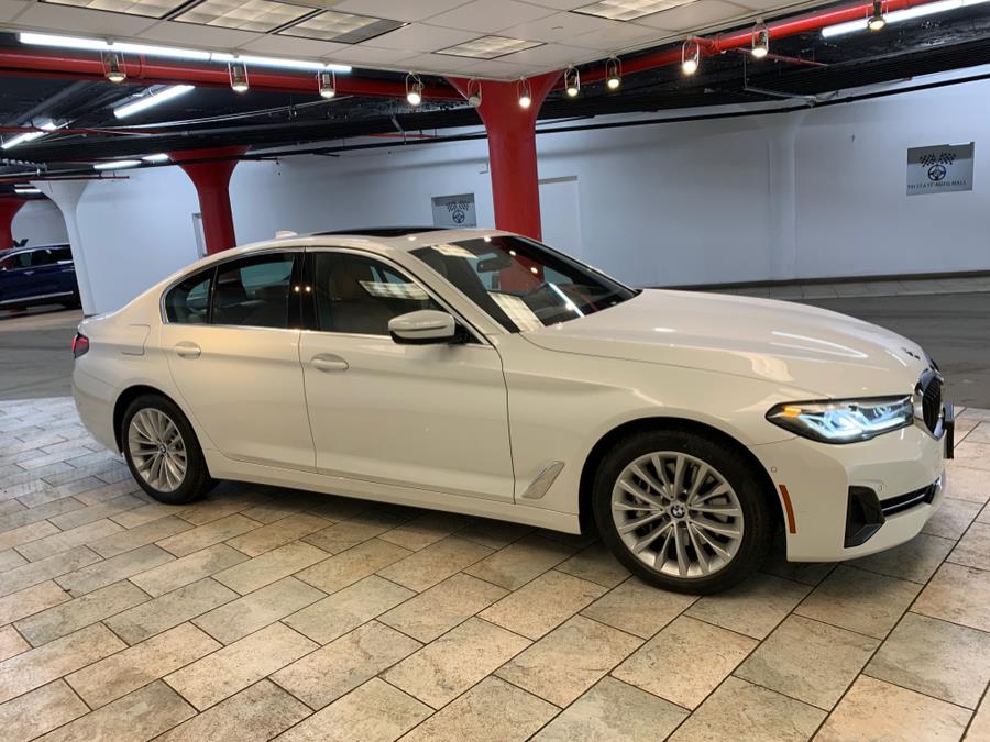 2021 BMW 5-Series 540i xDrive Sedan photo