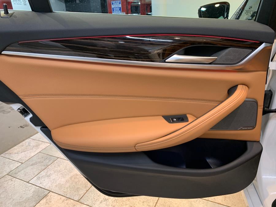 2021 BMW 5-Series 540i xDrive Sedan photo