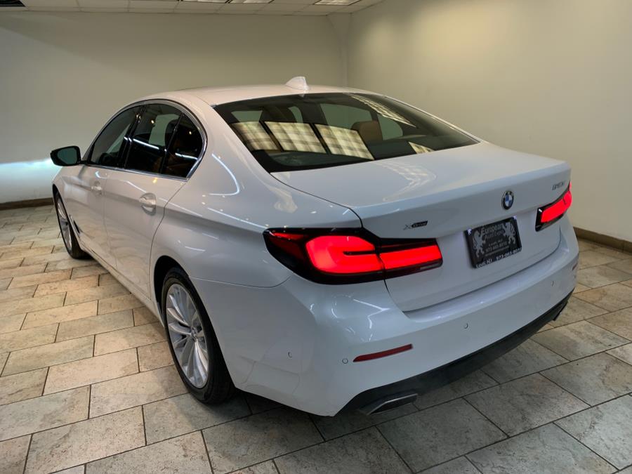 2021 BMW 5-Series 540i xDrive Sedan photo