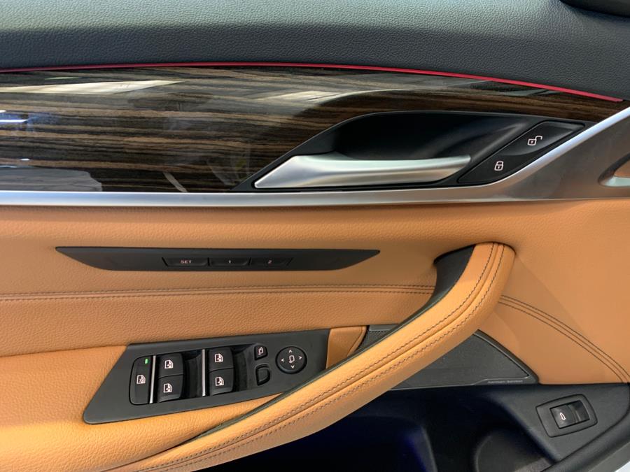 2021 BMW 5-Series 540i xDrive Sedan photo