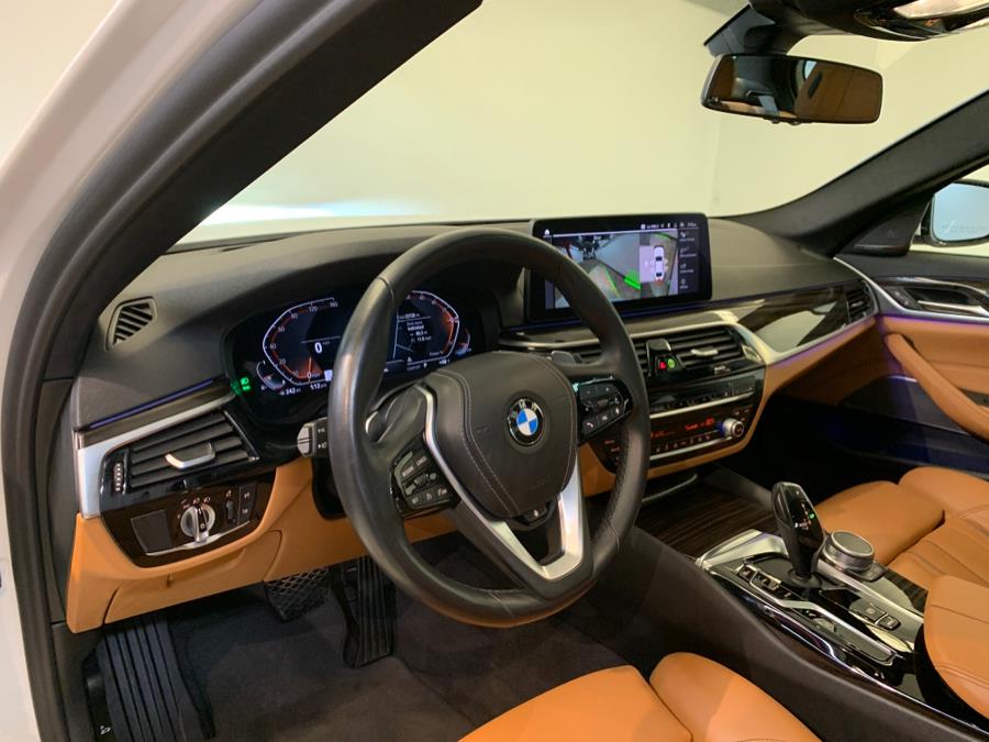 2021 BMW 5-Series 540i xDrive Sedan photo