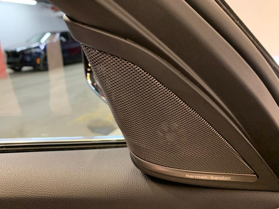 2021 BMW 5-Series 540i xDrive Sedan photo