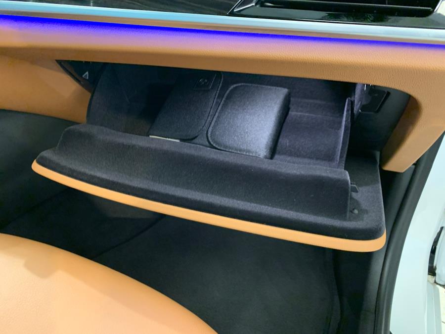 2021 BMW 5-Series 540i xDrive Sedan photo