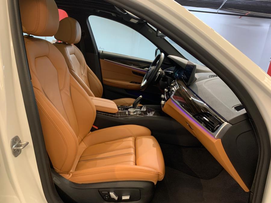 2021 BMW 5-Series 540i xDrive Sedan photo