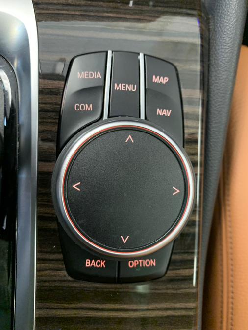 2021 BMW 5-Series 540i xDrive Sedan photo