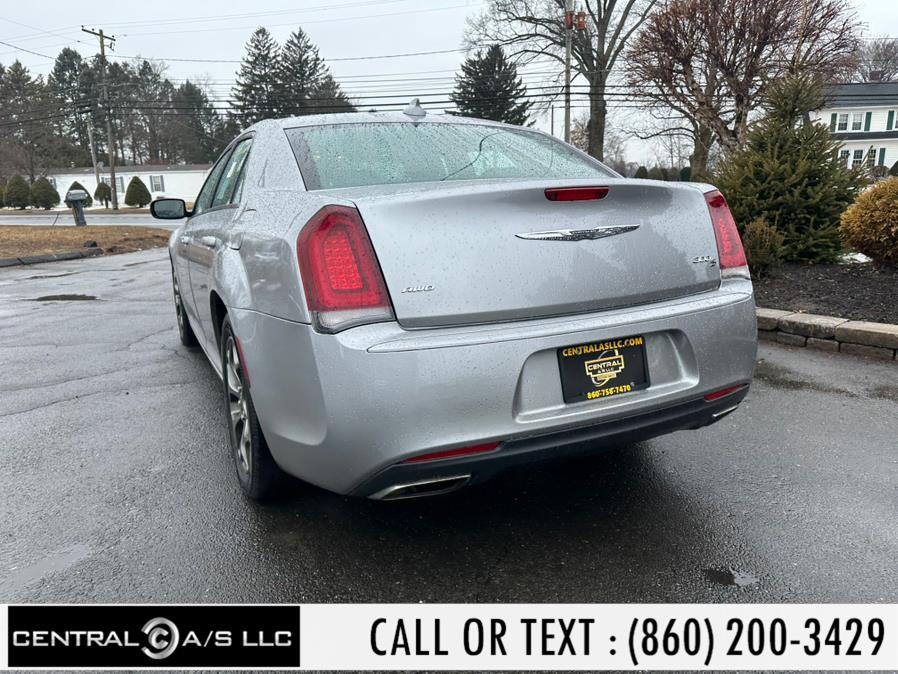 2015 Chrysler 300 4dr Sdn 300S AWD photo