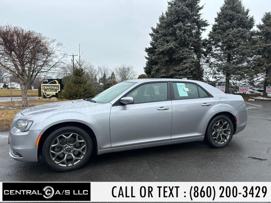 2015 Chrysler 300 4dr Sdn 300S AWD photo