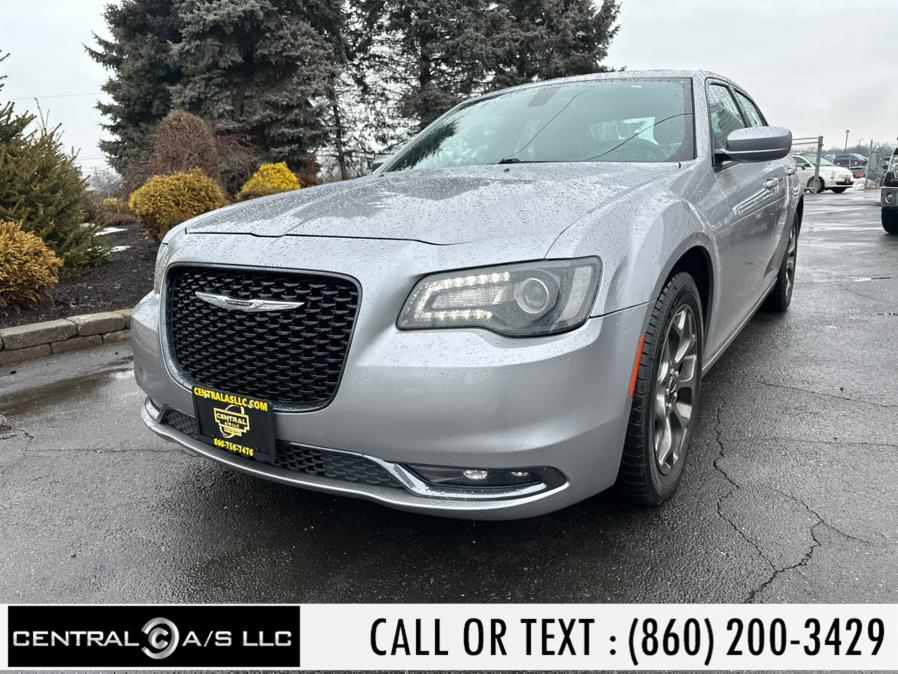 2015 Chrysler 300 4dr Sdn 300S AWD photo