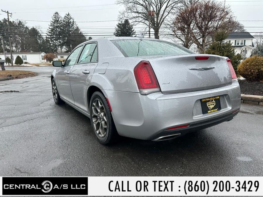 2015 Chrysler 300 4dr Sdn 300S AWD photo