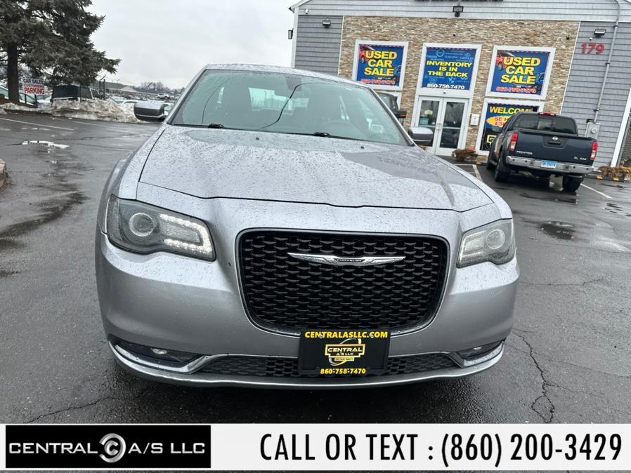 2015 Chrysler 300 4dr Sdn 300S AWD photo