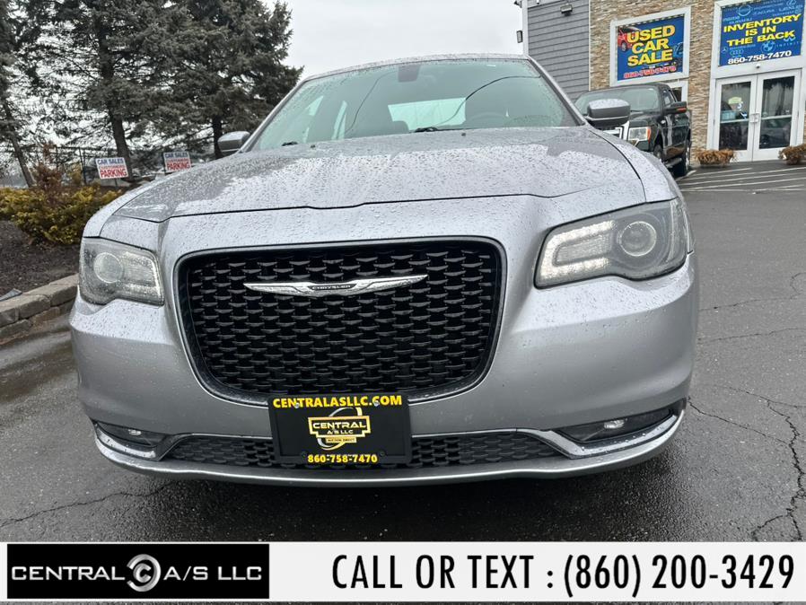 2015 Chrysler 300 4dr Sdn 300S AWD photo