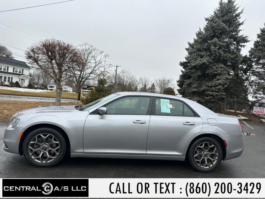 2015 Chrysler 300 4dr Sdn 300S AWD photo