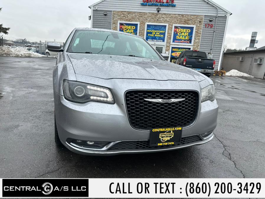 2015 Chrysler 300 4dr Sdn 300S AWD photo