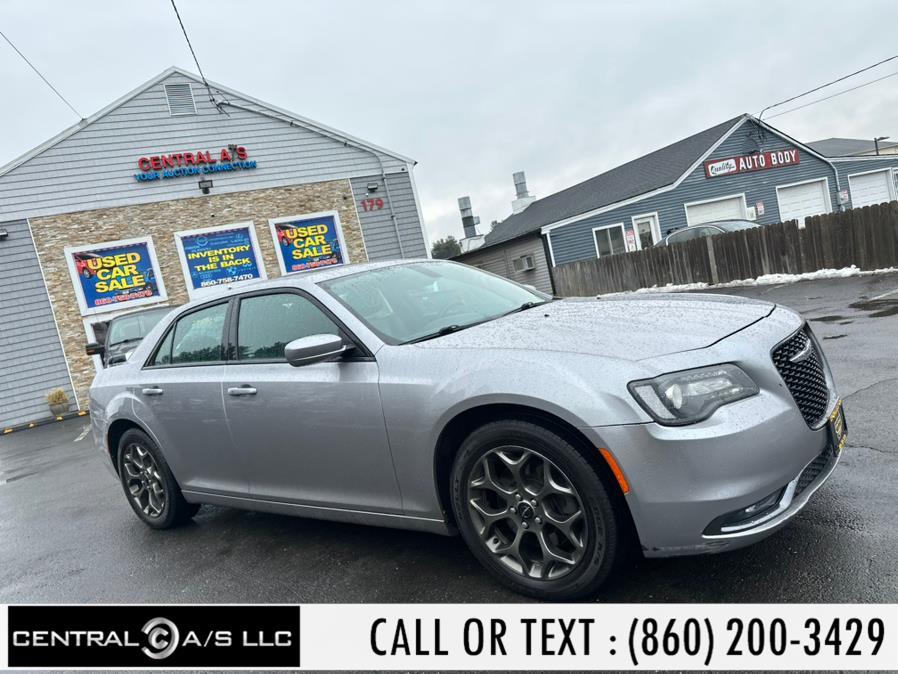 2015 Chrysler 300 4dr Sdn 300S AWD photo