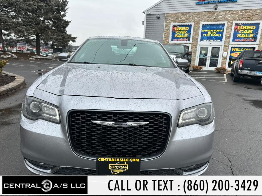2015 Chrysler 300 4dr Sdn 300S AWD photo