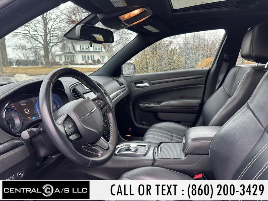 2015 Chrysler 300 4dr Sdn 300S AWD photo