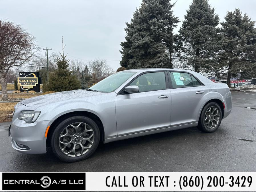 2015 Chrysler 300 4dr Sdn 300S AWD photo