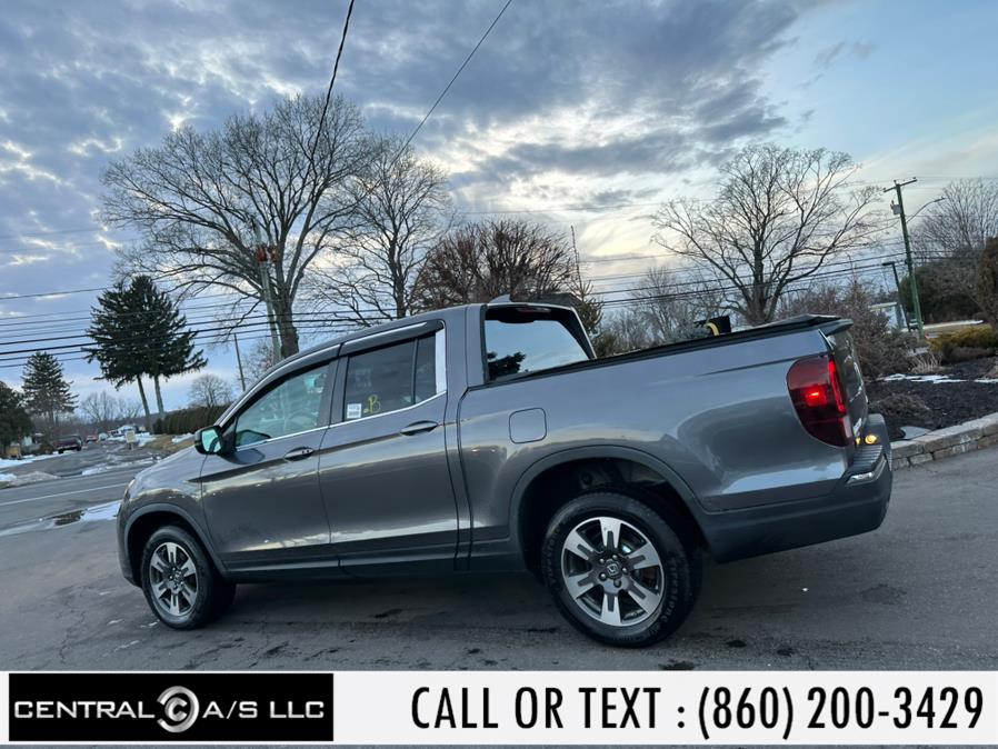 2017 Honda Ridgeline RTL-T 4x4 Crew Cab 5.3'' Bed photo
