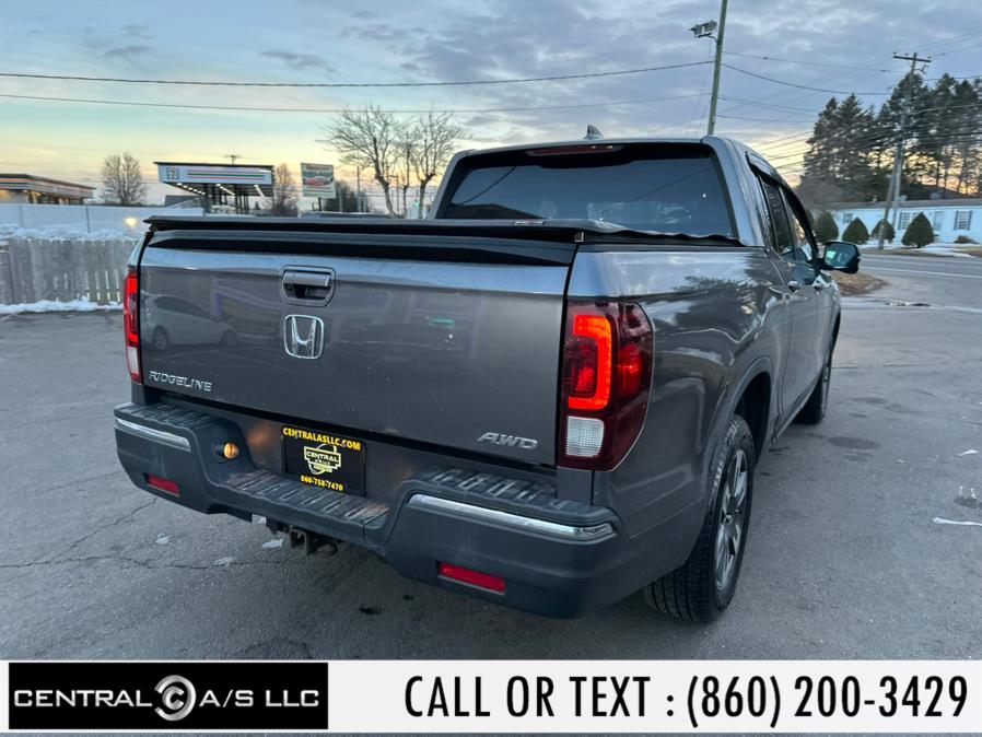 2017 Honda Ridgeline RTL-T 4x4 Crew Cab 5.3'' Bed photo