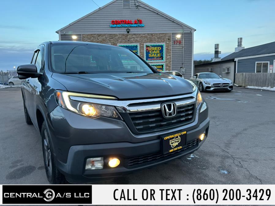 2017 Honda Ridgeline RTL-T 4x4 Crew Cab 5.3'' Bed photo