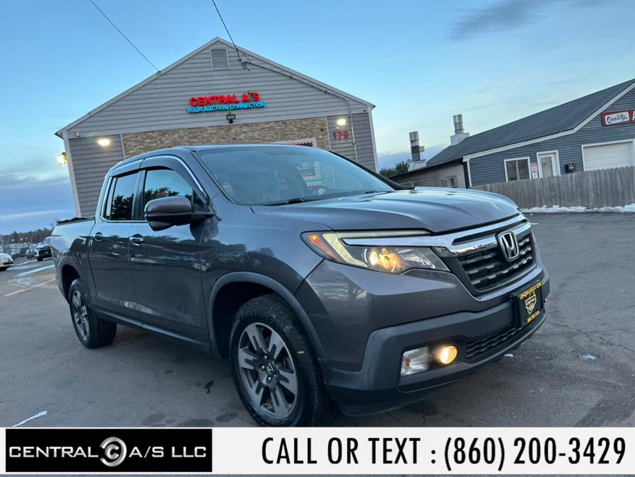 2017 Honda Ridgeline RTL-T 4x4 Crew Cab 5.3'' Bed photo