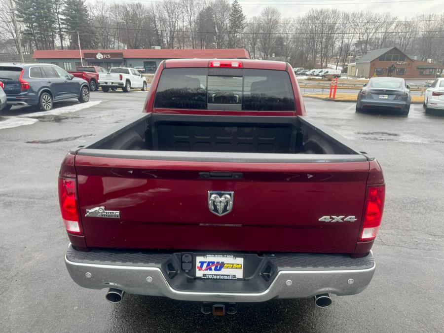2017 RAM 1500 Big Horn 4x4 Crew Cab 5''7