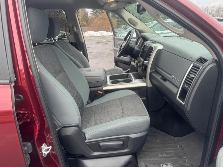 2017 RAM 1500 Big Horn 4x4 Crew Cab 5''7