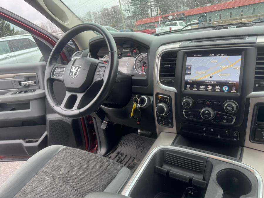 2017 RAM 1500 Big Horn 4x4 Crew Cab 5''7