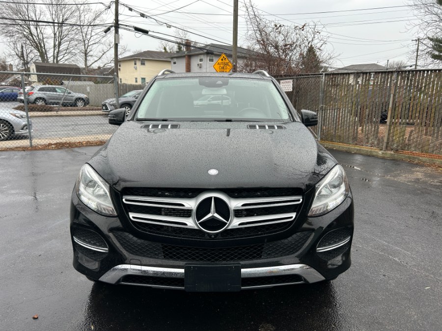 2017 Mercedes-Benz GLE 550e 4MATIC SUV photo
