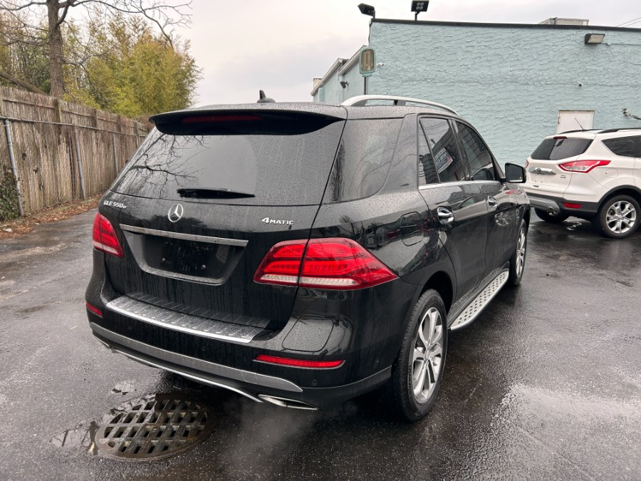 2017 Mercedes-Benz GLE 550e 4MATIC SUV photo