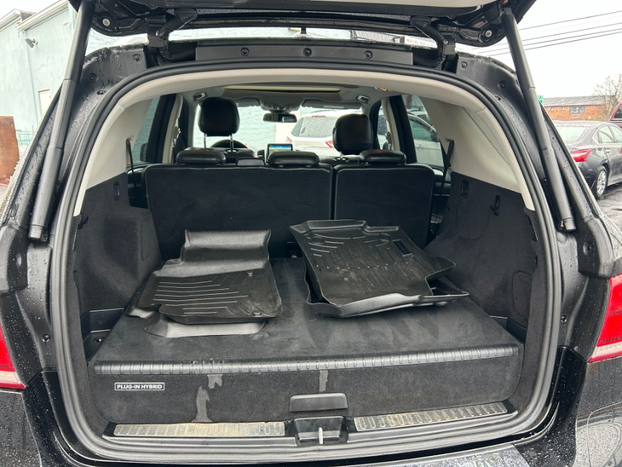 2017 Mercedes-Benz GLE 550e 4MATIC SUV photo
